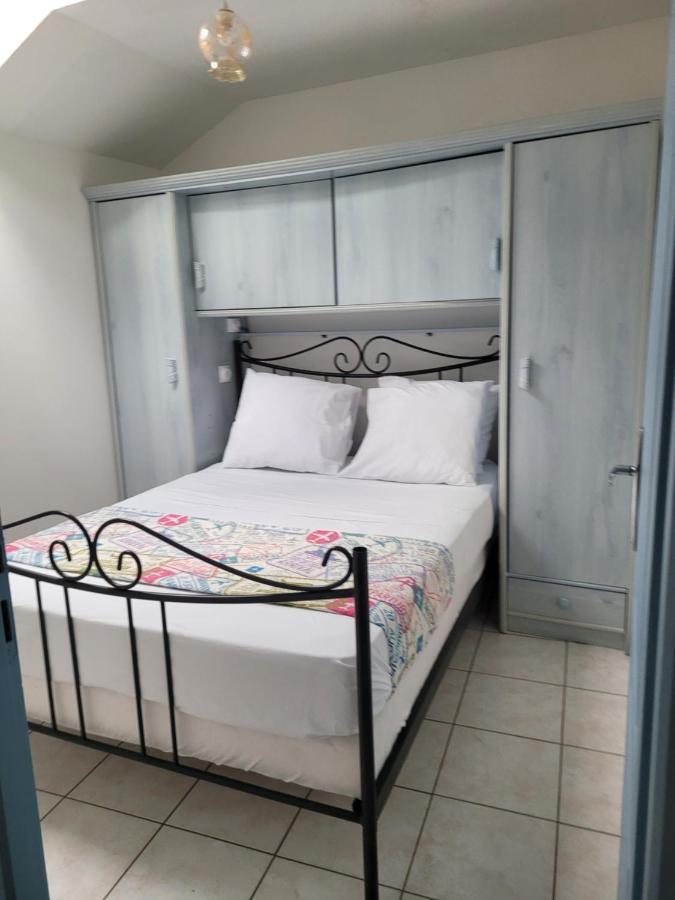 Le Bluey Villa Chabris ภายนอก รูปภาพ